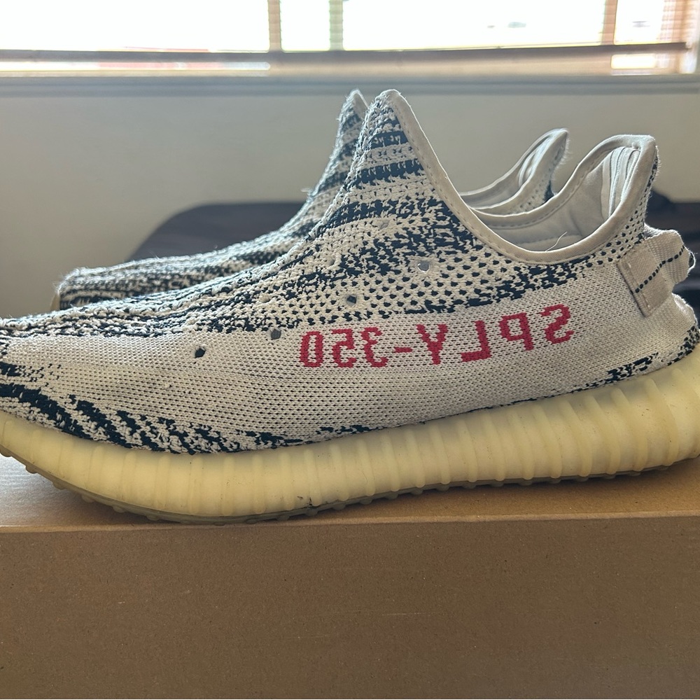 Adidas Yeezy 350 Zebra